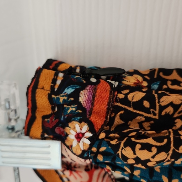 Anthropologie skirt - Picture 5 of 8